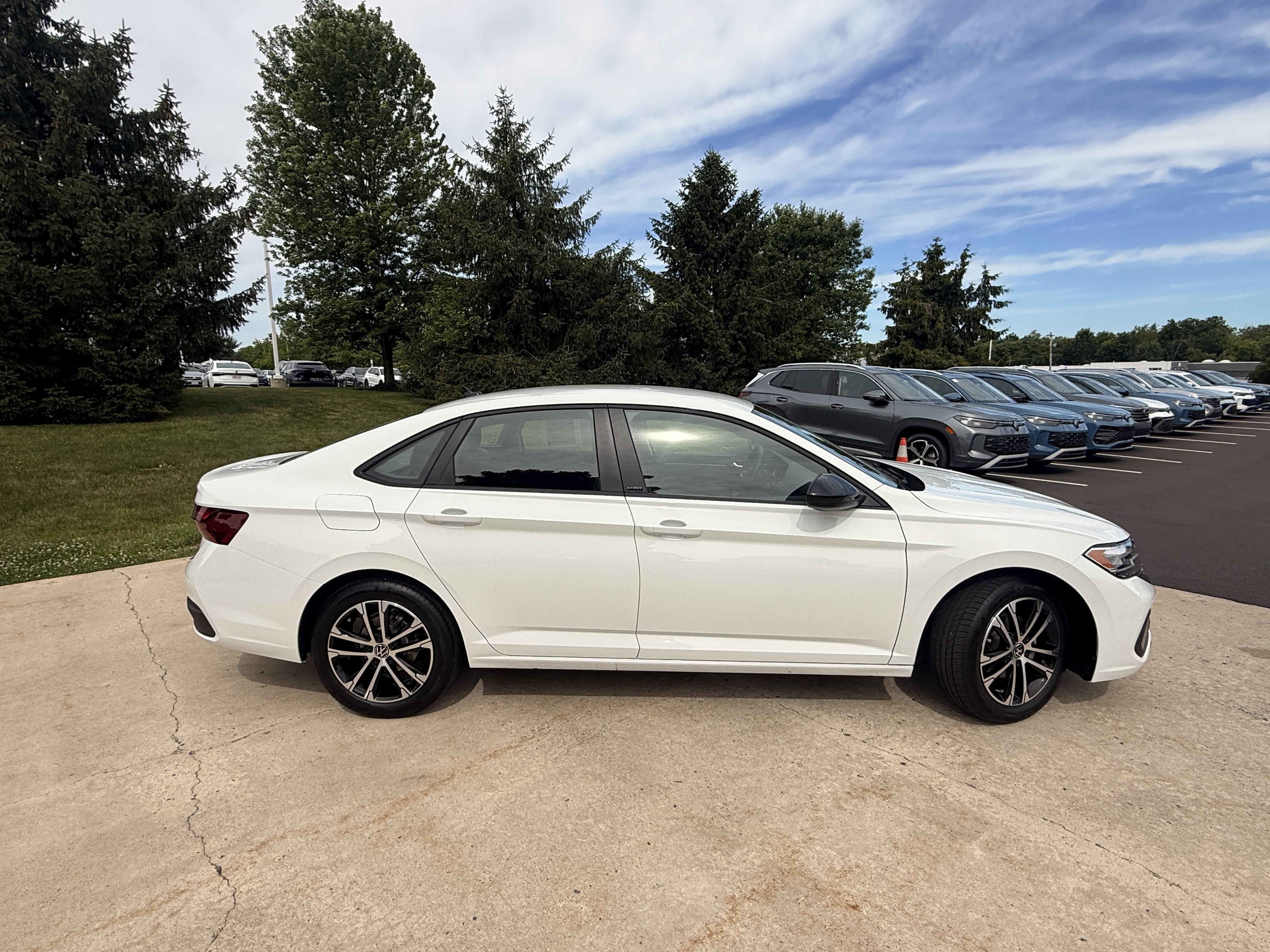 Used 2024 None Volkswagen Sport image 13