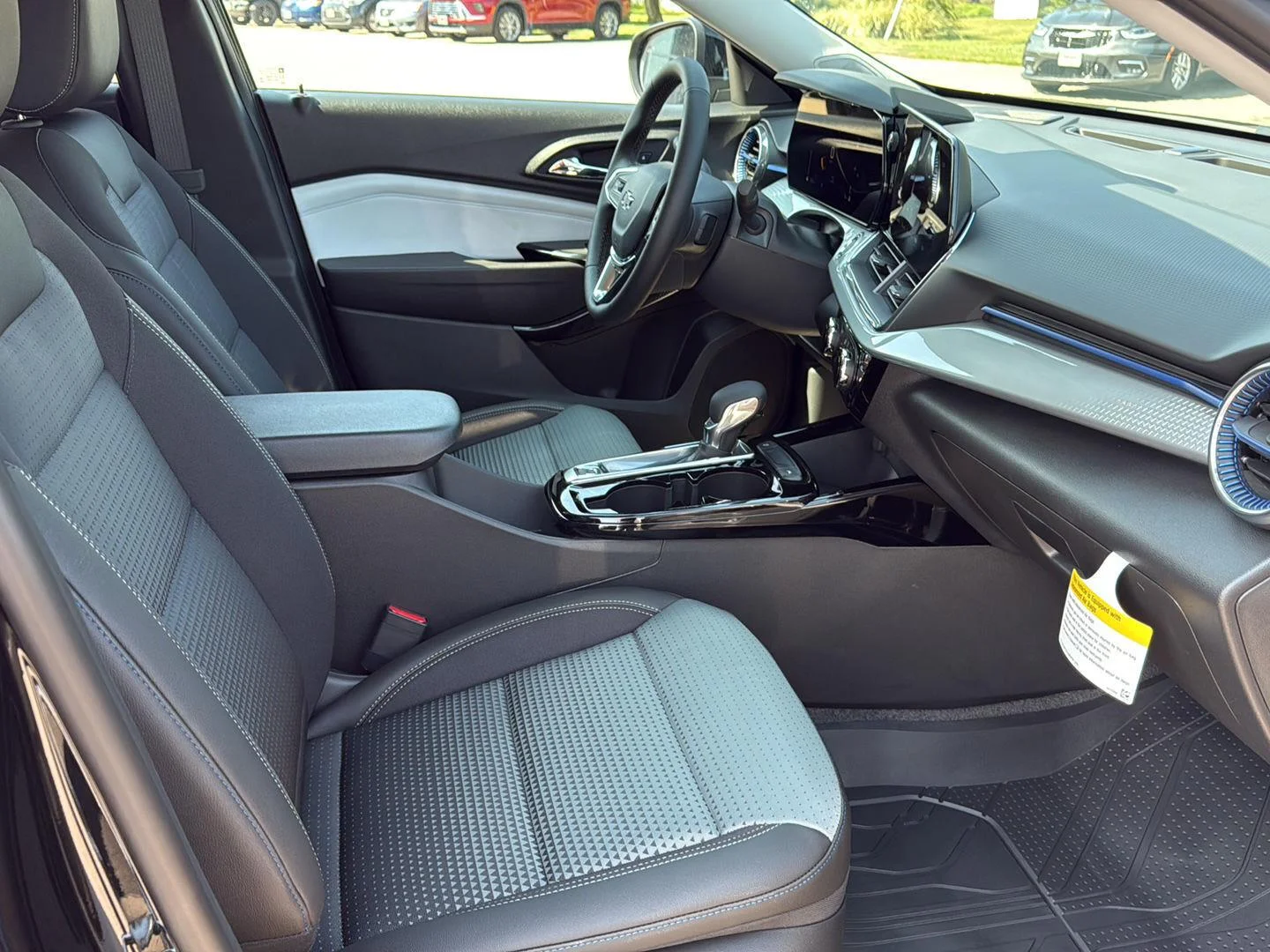 2026 Chevrolet Trax LT - Photo 11
