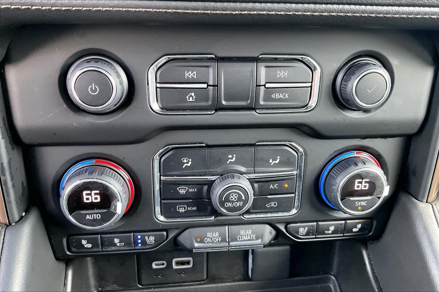 Used 2022 Black Chevrolet High Country image 32