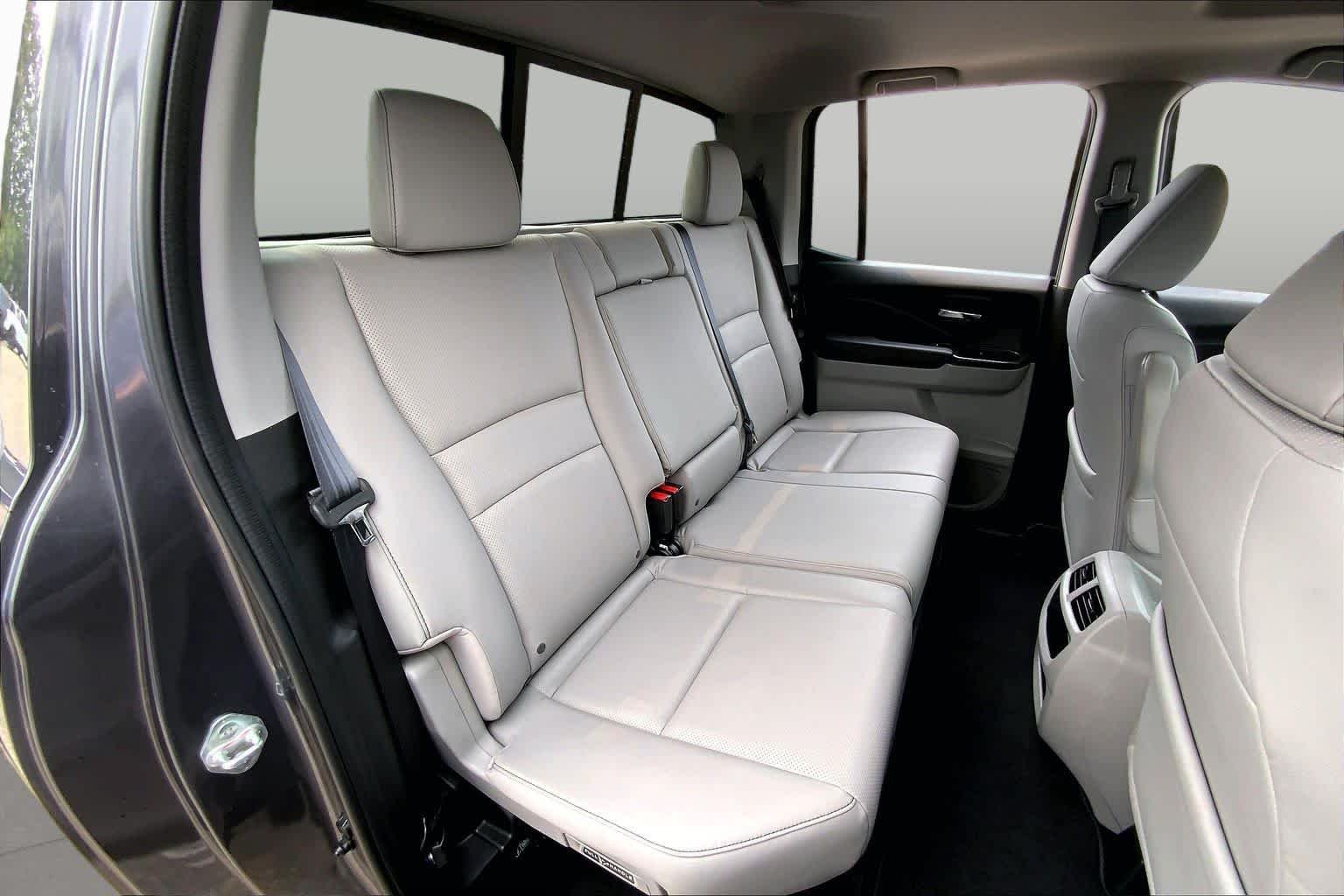 Certified Used 2023 Modern Steel Metallic Honda RTL image 20