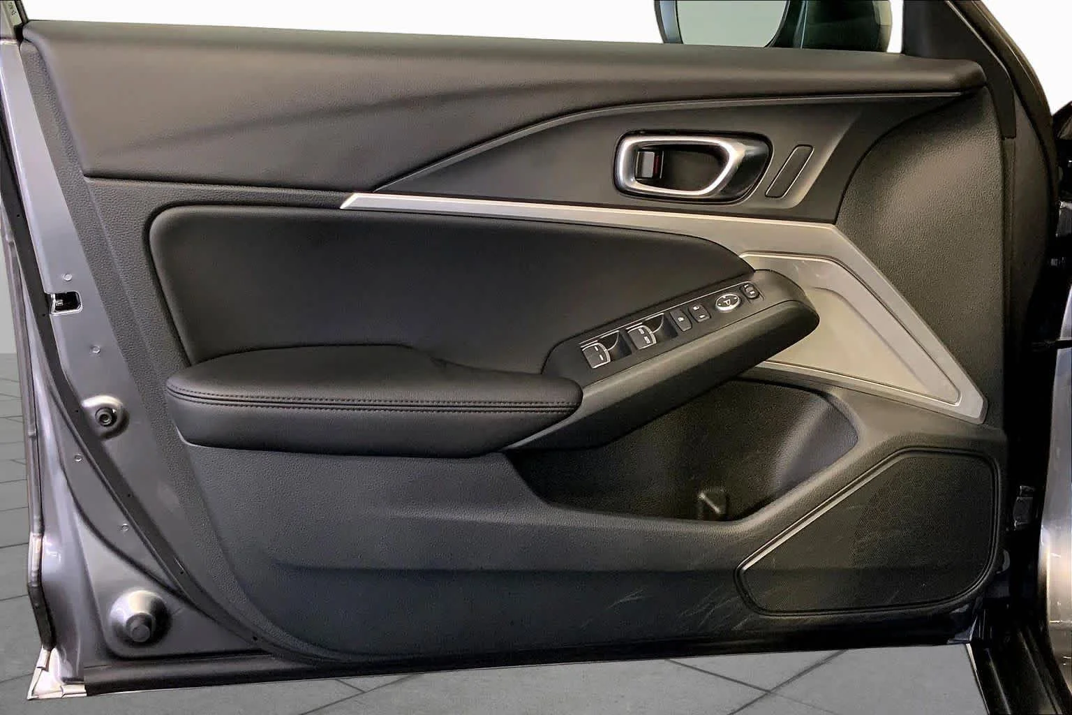 Certified Used 2025 Liquid Carbon Metallic Acura BASE image 22