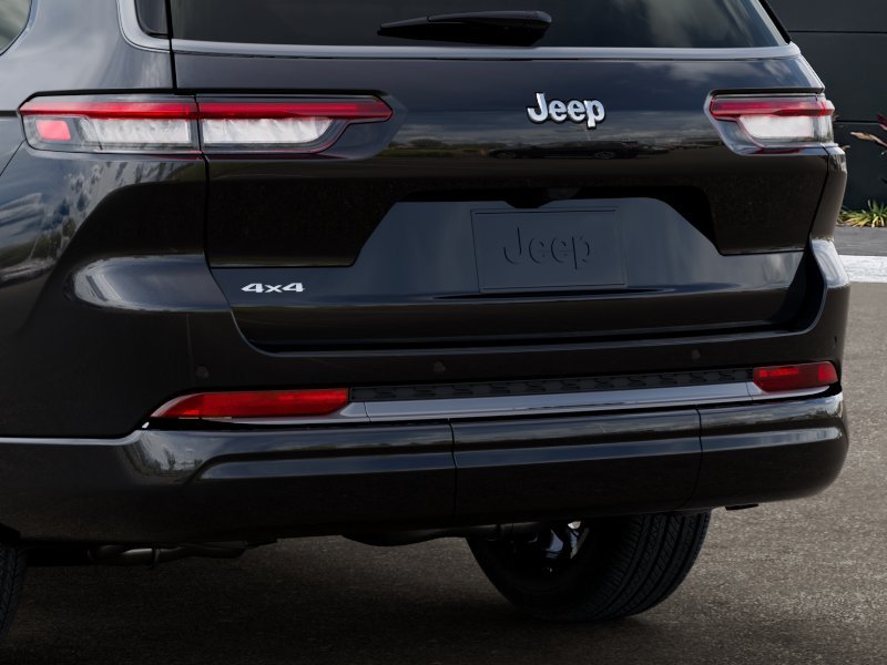 New 2026 Diamond Black Crystal Pearl-Coat Exterior Paint Jeep Limited image 47