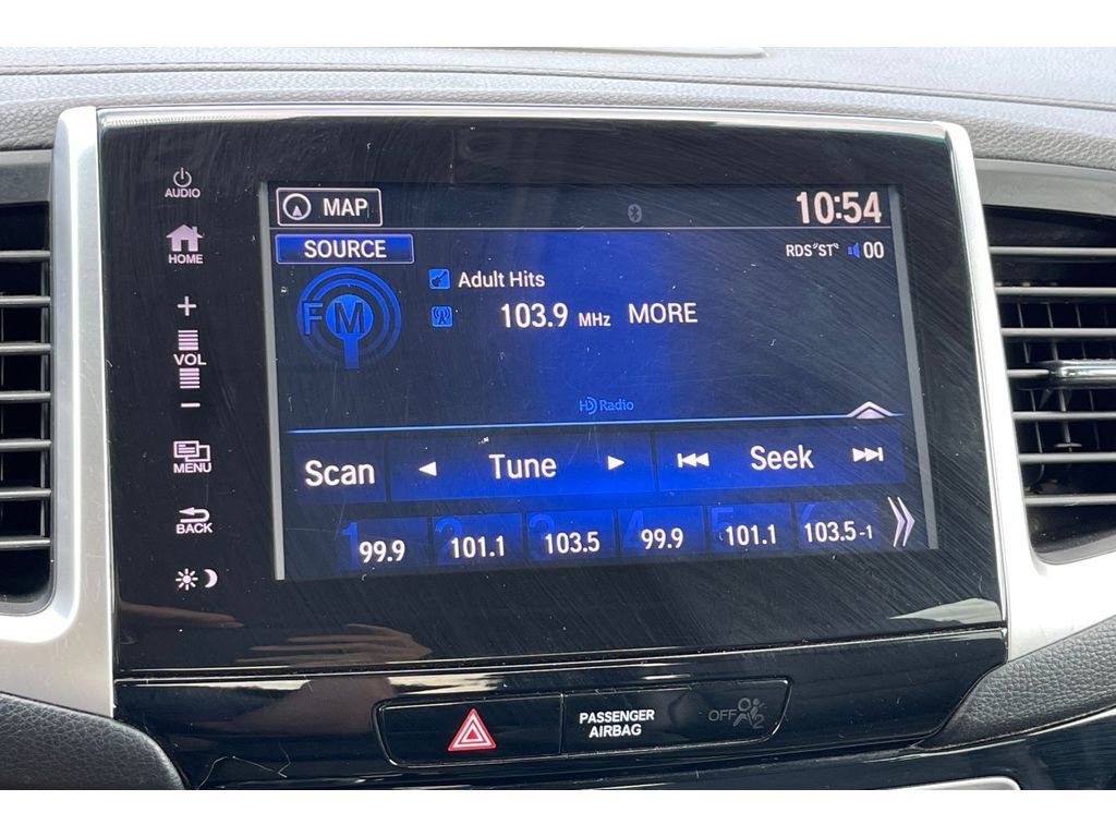 Used 2020 Pacific Pewter Metallic Honda RTL-E image 25