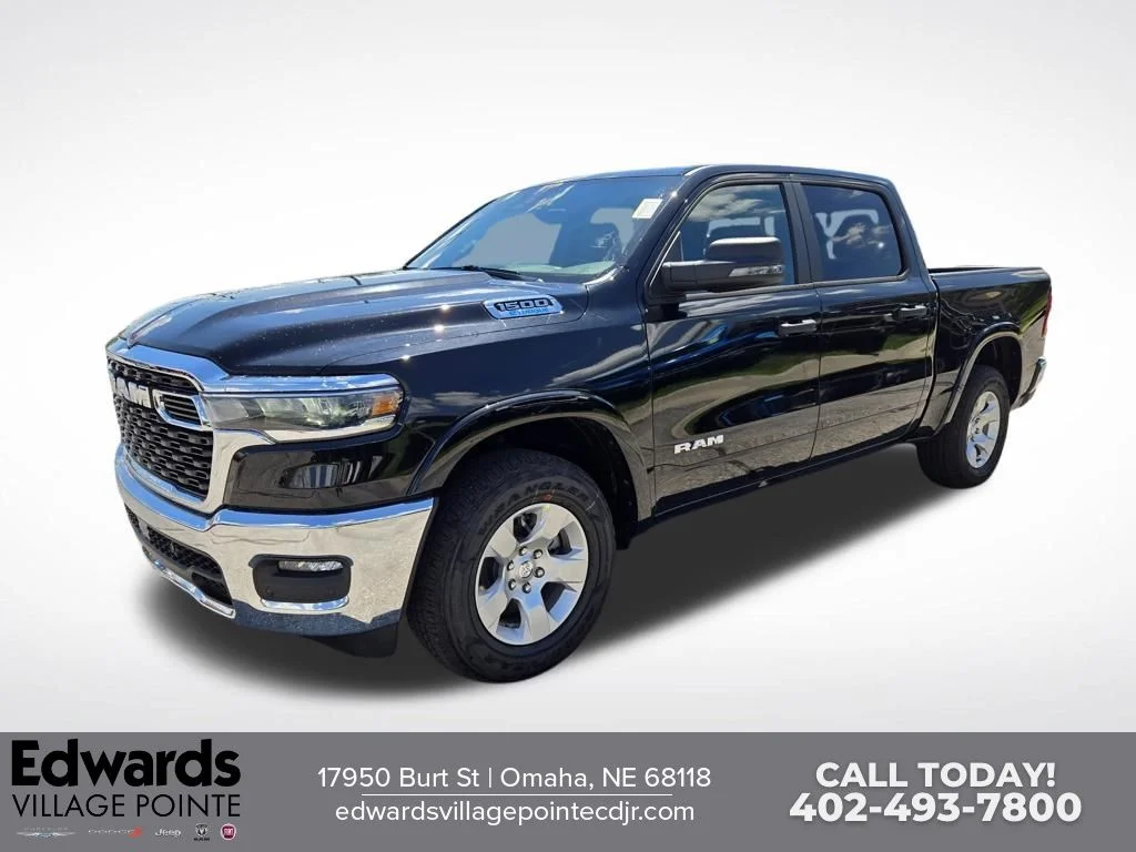 New 2026 Diamond Black Crystal Pearl-Coat Exterior Paint RAM Big Horn image 7