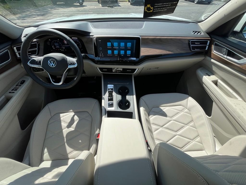 New 2026 White/off-white Volkswagen 2.0T SE image 13