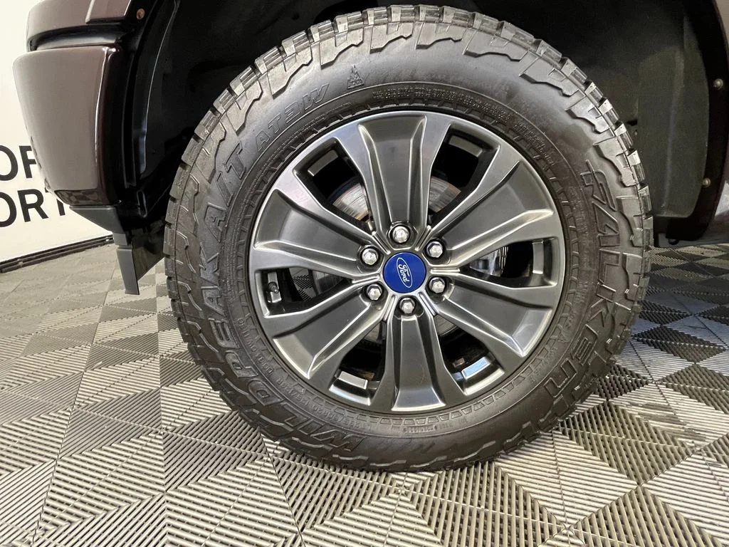 Used 2018 Red Ford XLT image 14