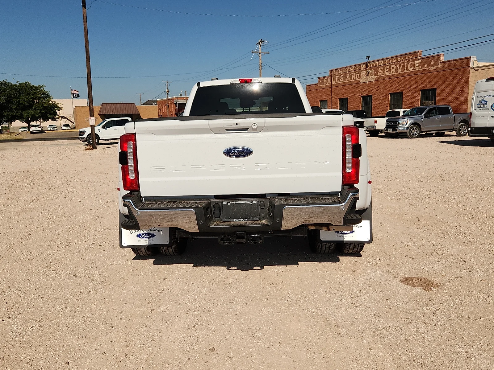 New 2026 Oxford White Ford Lariat image 6
