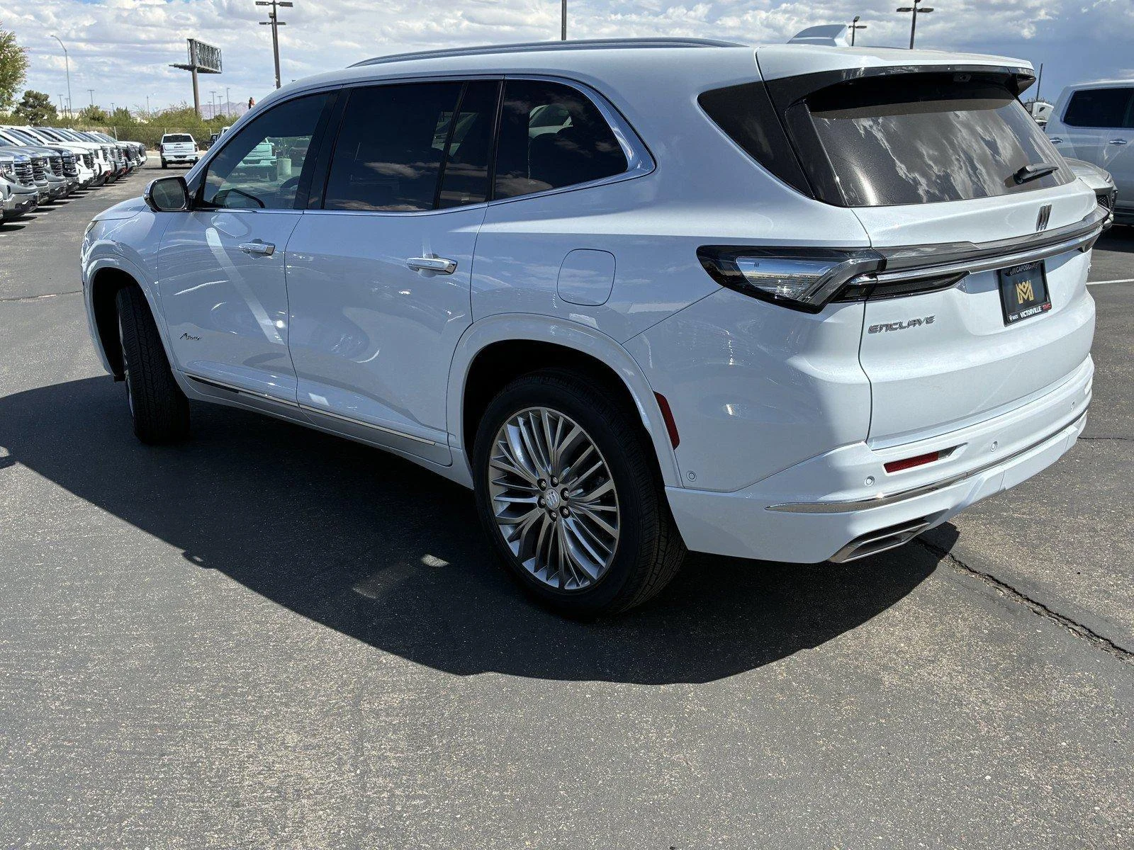 New 2027 Iridescent White Tricoat Buick Avenir image 4