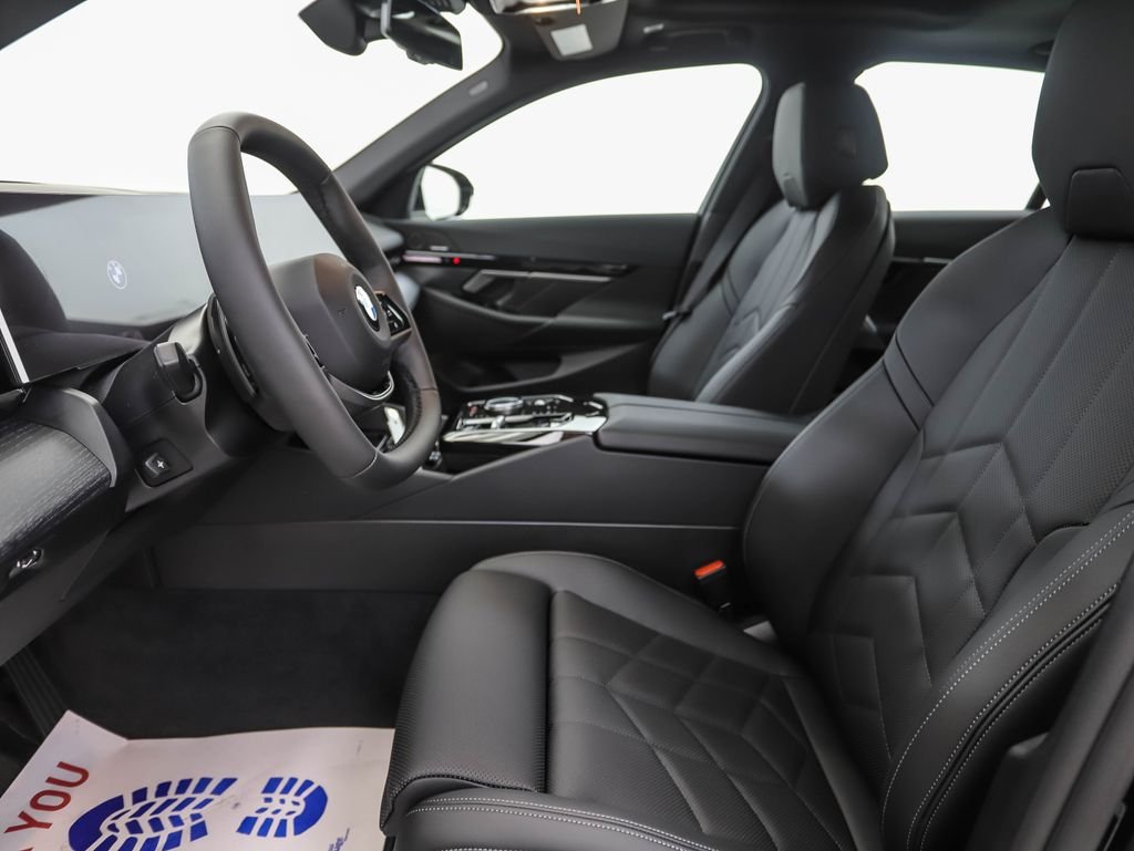 2026 BMW 5 Series 530i - Photo 11