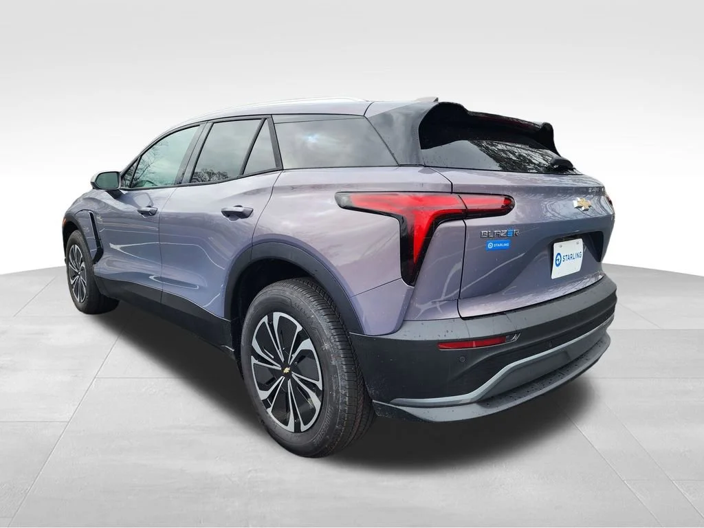 2025 Chevrolet Blazer EV LT - Photo 5