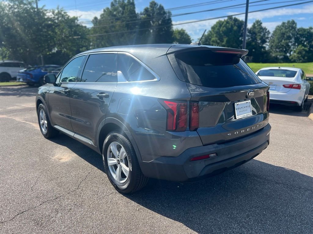 Used 2021 Gray Kia LX image 9