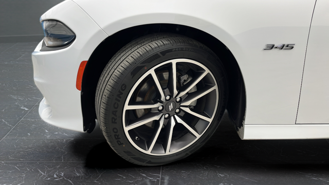 Used 2023 White Knuckle Clearcoat Dodge R/T image 33