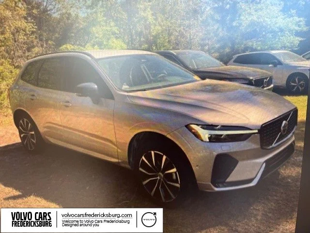 2024 Volvo XC60 B5 Plus Dark Theme AWD's photo