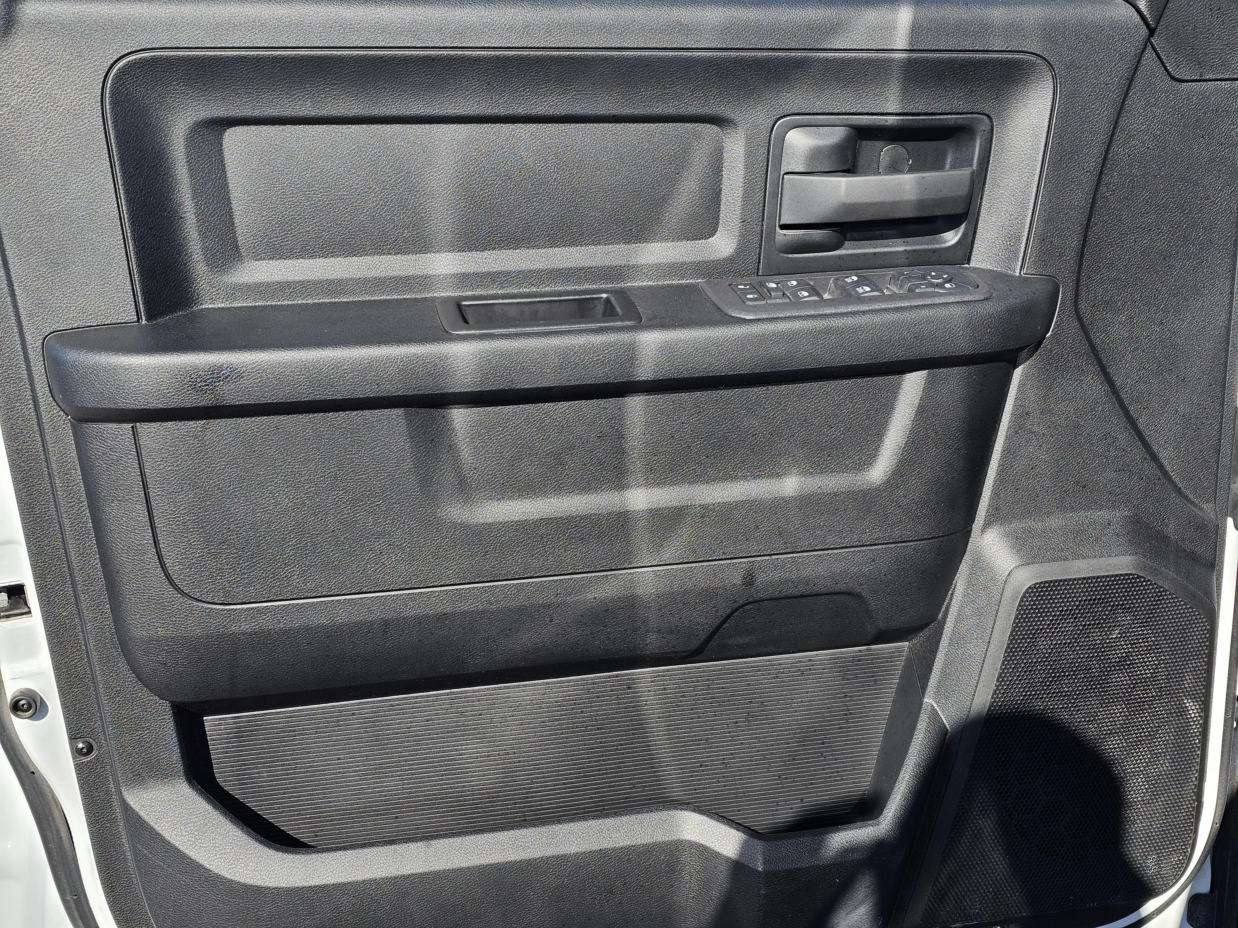 2025 RAM 2500 Tradesman - Photo 14