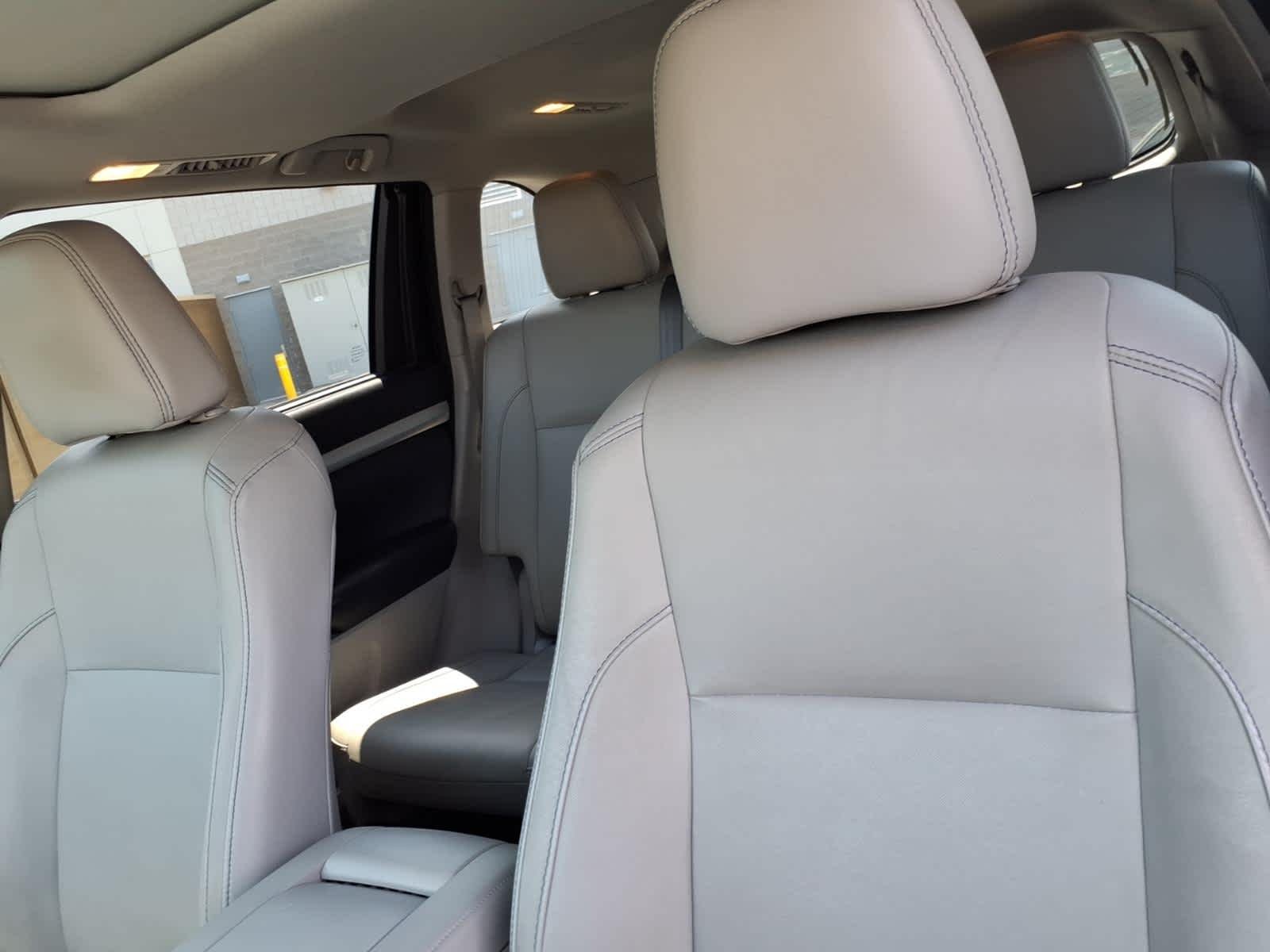 Used 2017 Blizzard Pearl Toyota XLE image 27