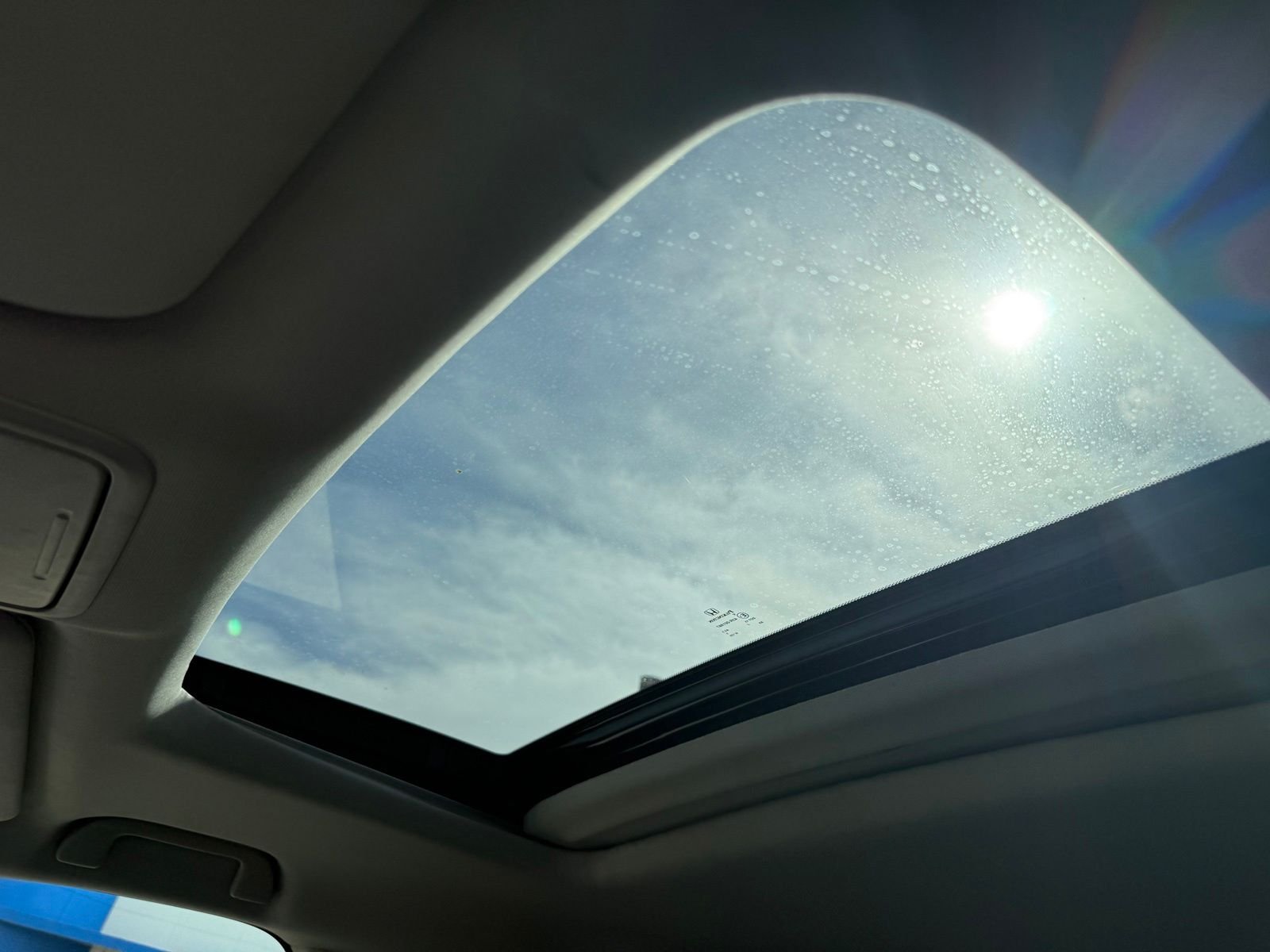 Used 2025 Solar Silver Metallic Honda EX-L image 21