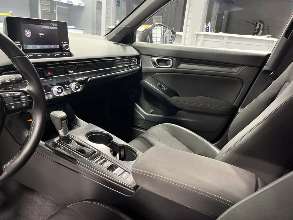 2026 Honda Civic Hatchback Sport - Photo 14