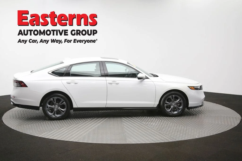 Used 2024 White Honda EX image 43