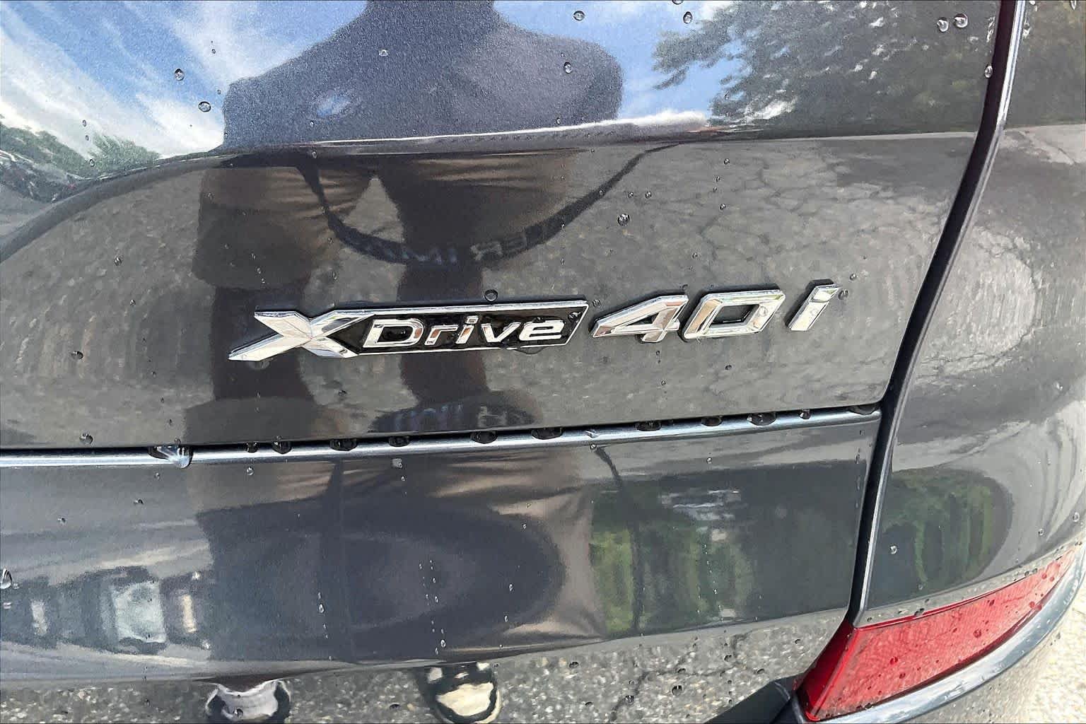 Used 2019 Arctic Gray Metallic BMW xDrive40i image 9