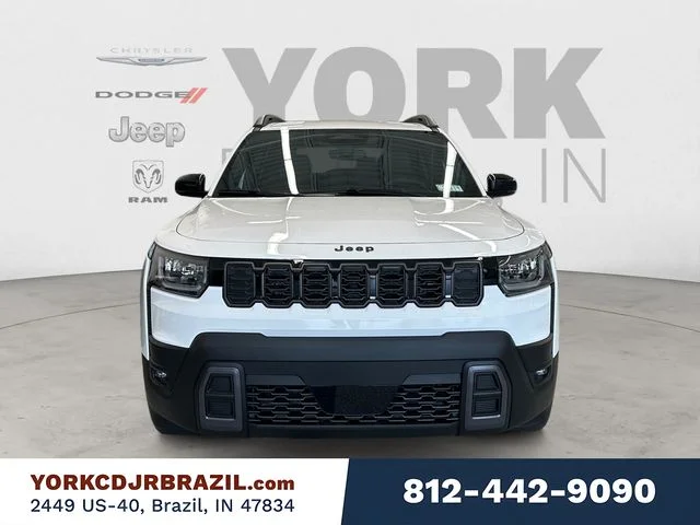 New 2026 Bright White Clear-Coat Exterior Paint Jeep Limited image 8