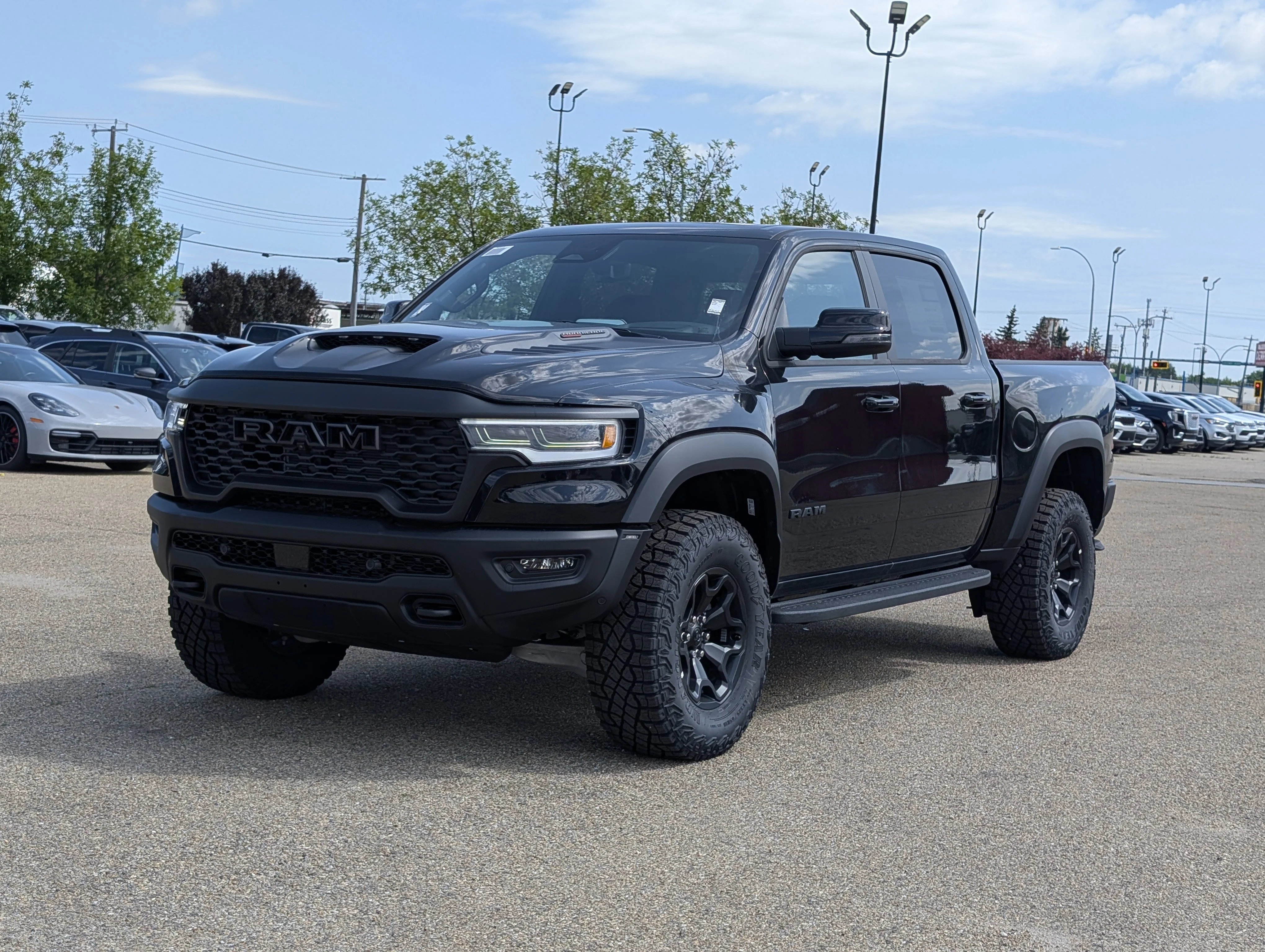 New 2026 Diamond Black Crystal Pearl Ram RHO image 2