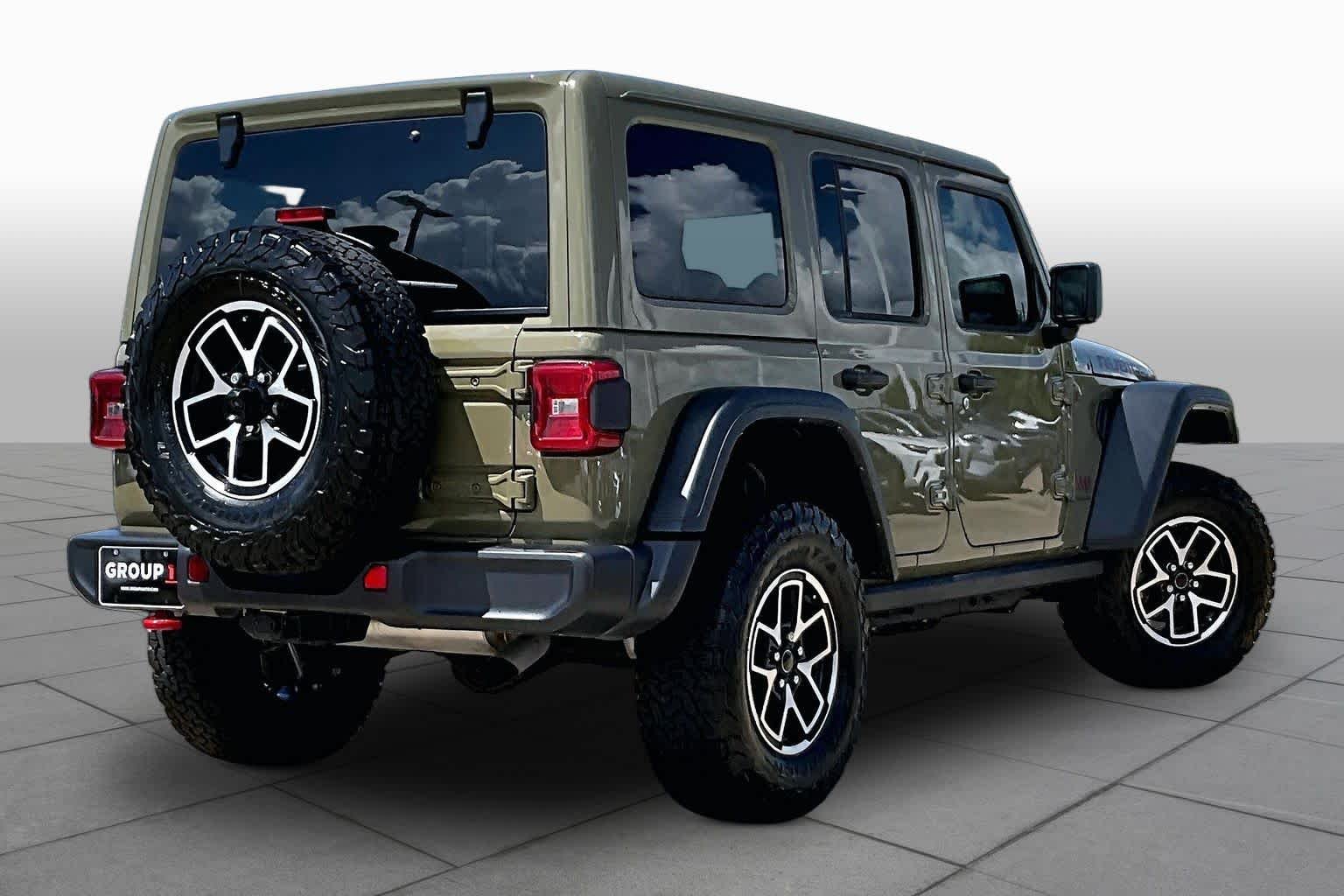 Used 2025 41 Jeep Rubicon image 13