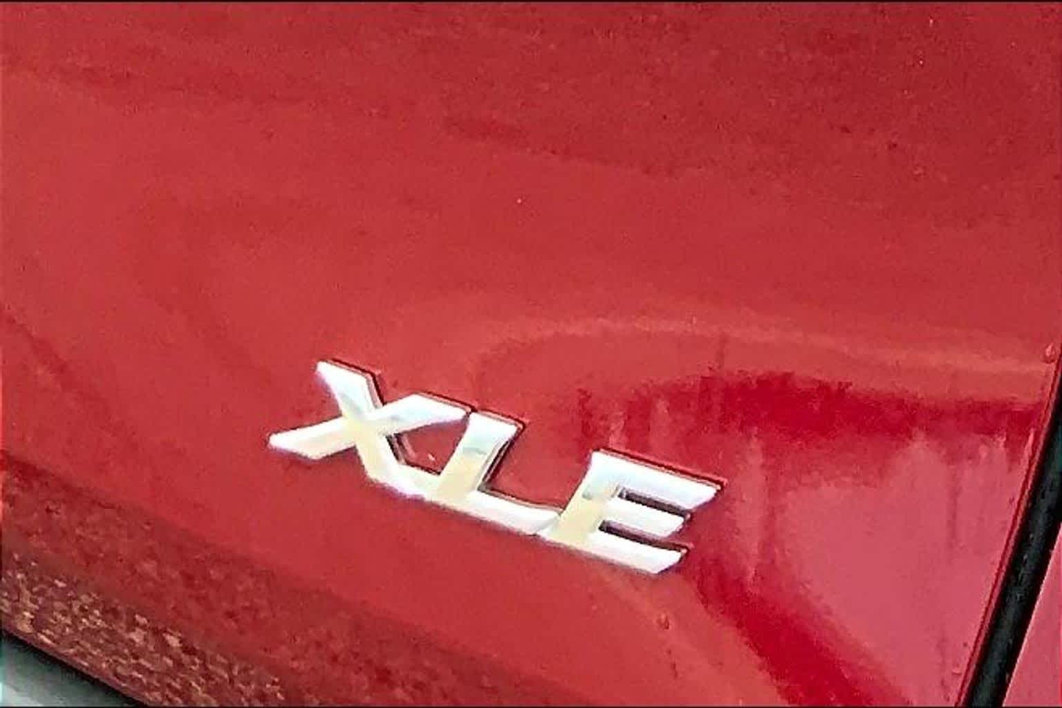 Used 2026 Ruby Flare Pearl Toyota XLE image 30
