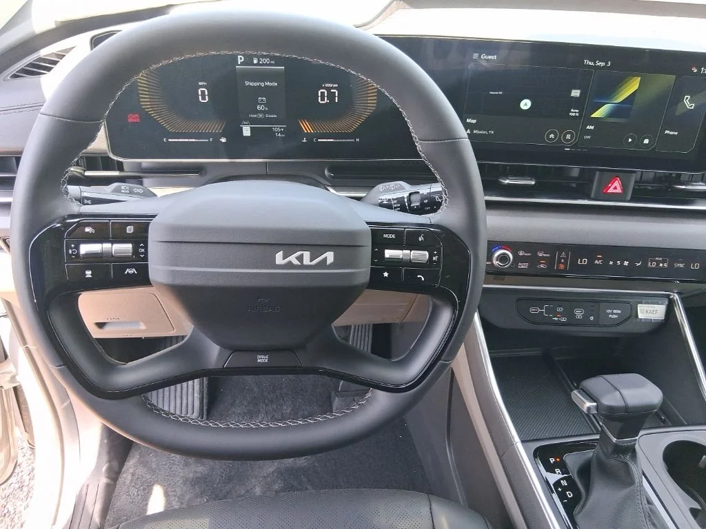 New 2027 White Kia EX image 11