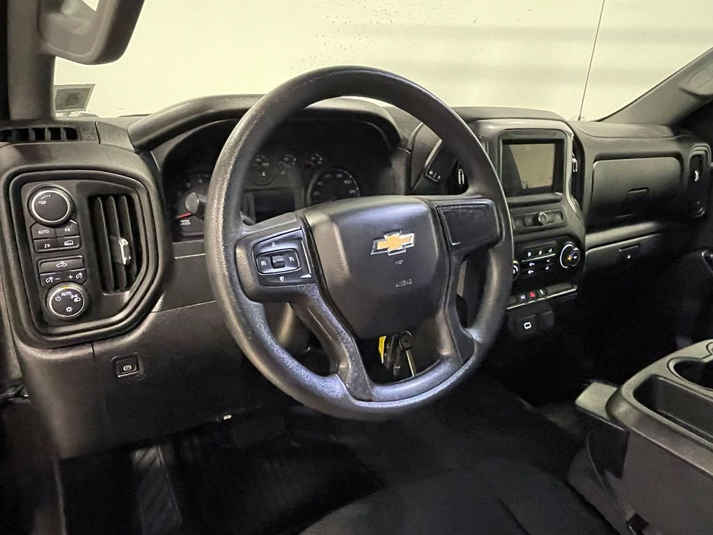 Used 2019 Brown Chevrolet Custom image 22