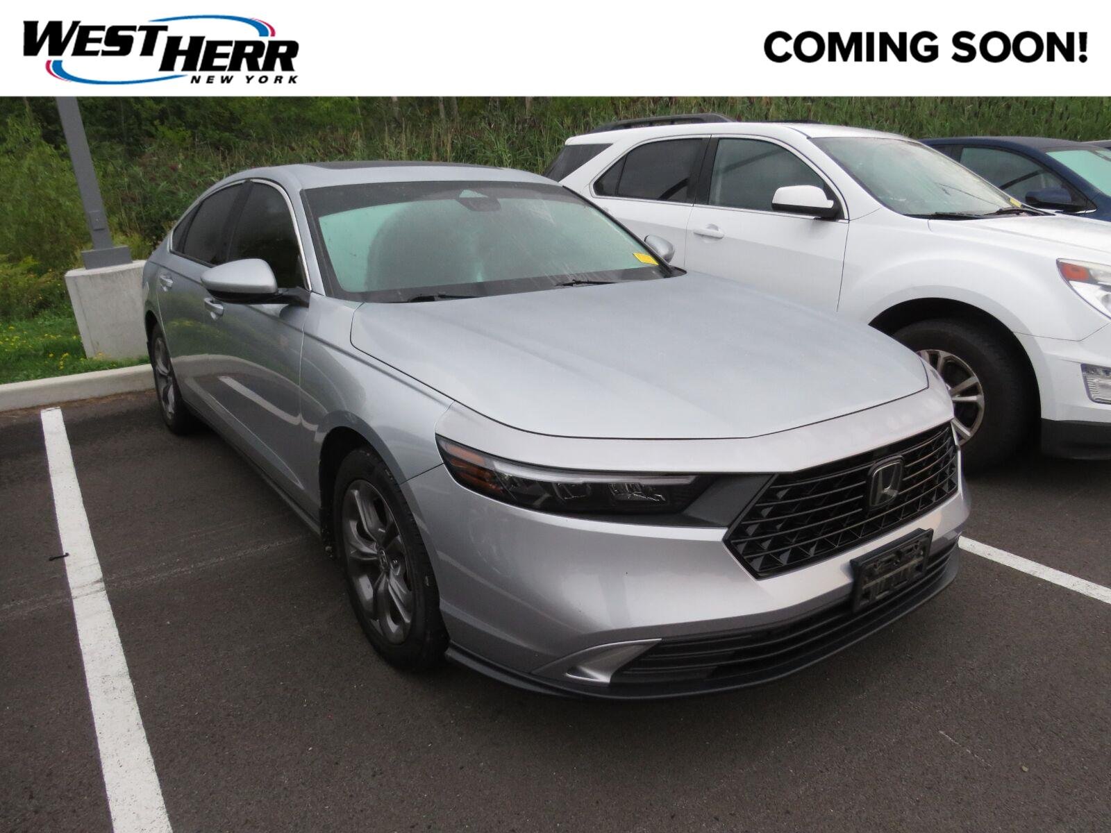 Used 2024 Solar Silver Metallic Honda EX image 1