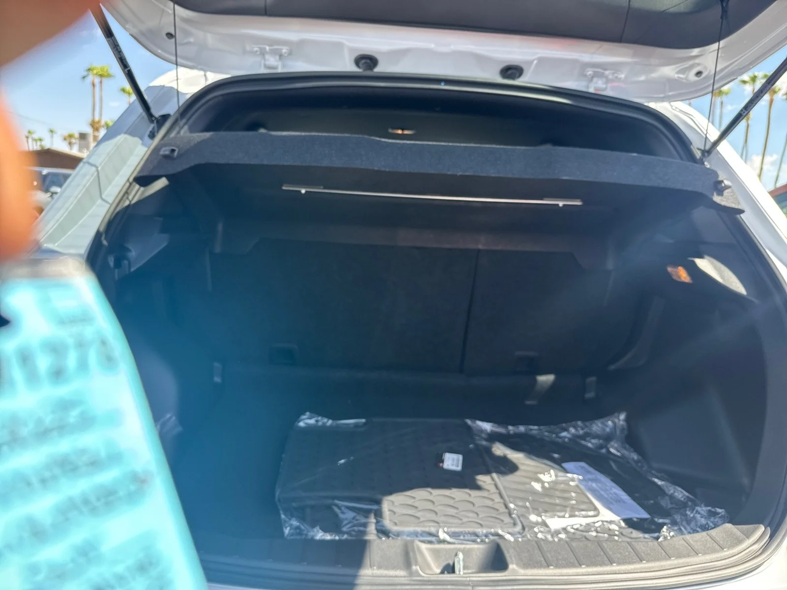 Used 2025 White Diamond Mitsubishi Trail Edition image 30