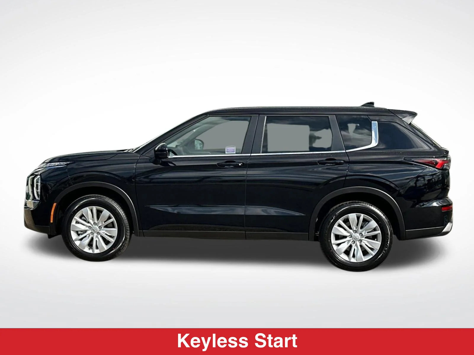2026 Mitsubishi Outlander ES - Photo 8