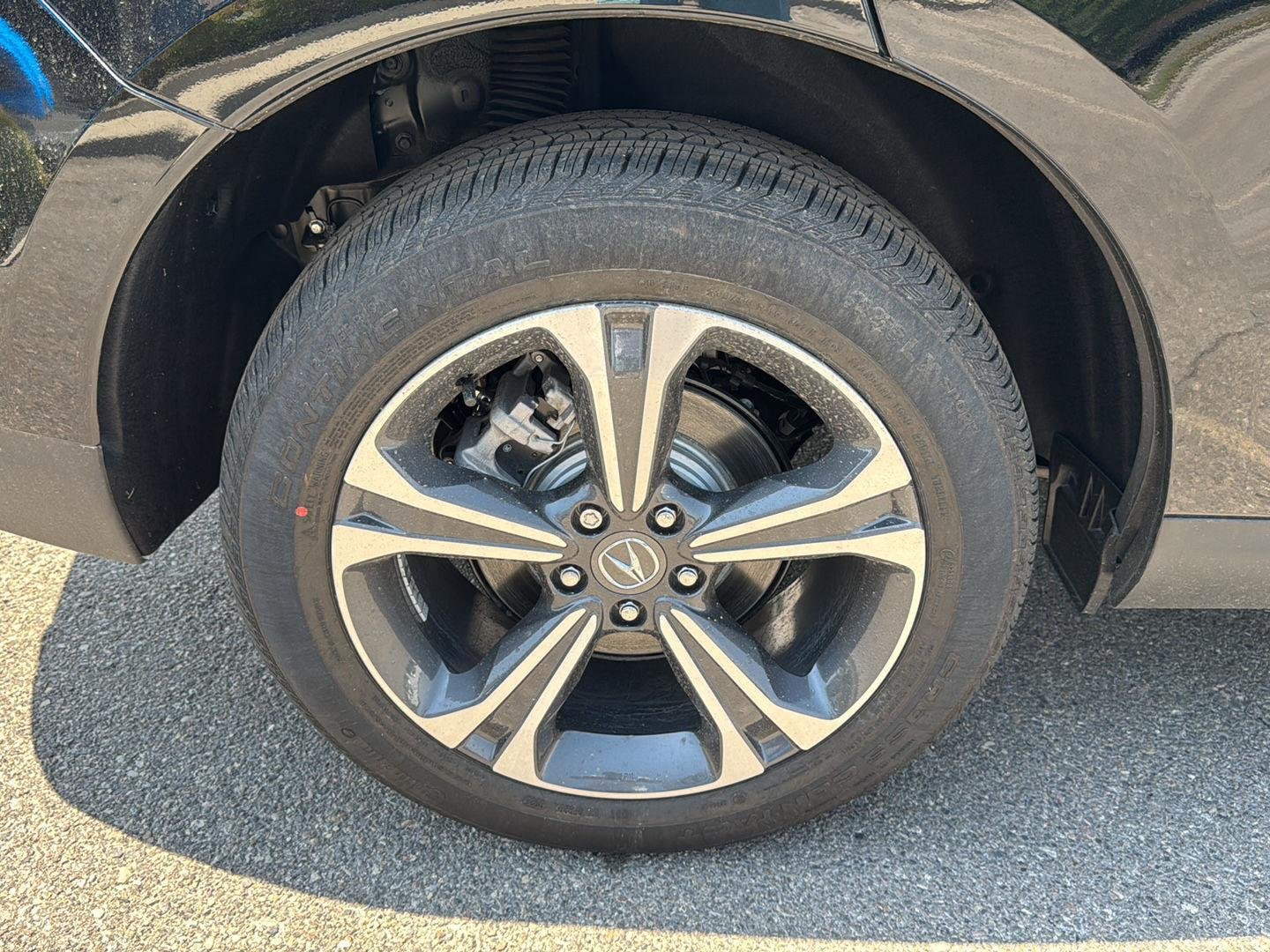 New 2026 Majestic Black Pearl Acura SH-AWD w/Tech image 13