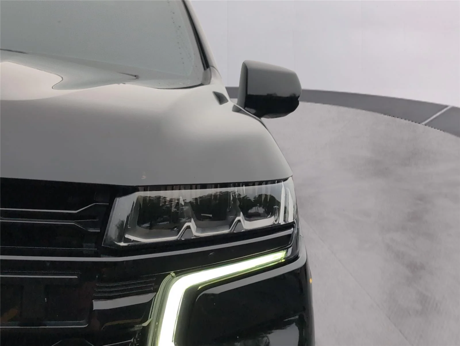 Used 2023 Black Chevrolet RST image 39