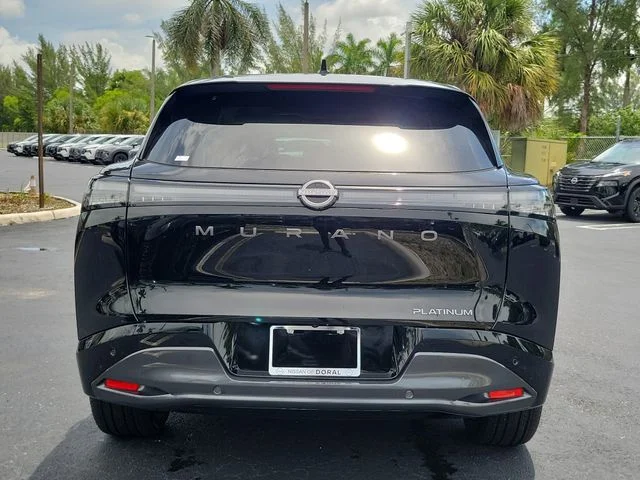 New 2027 Super Black Nissan Platinum image 5