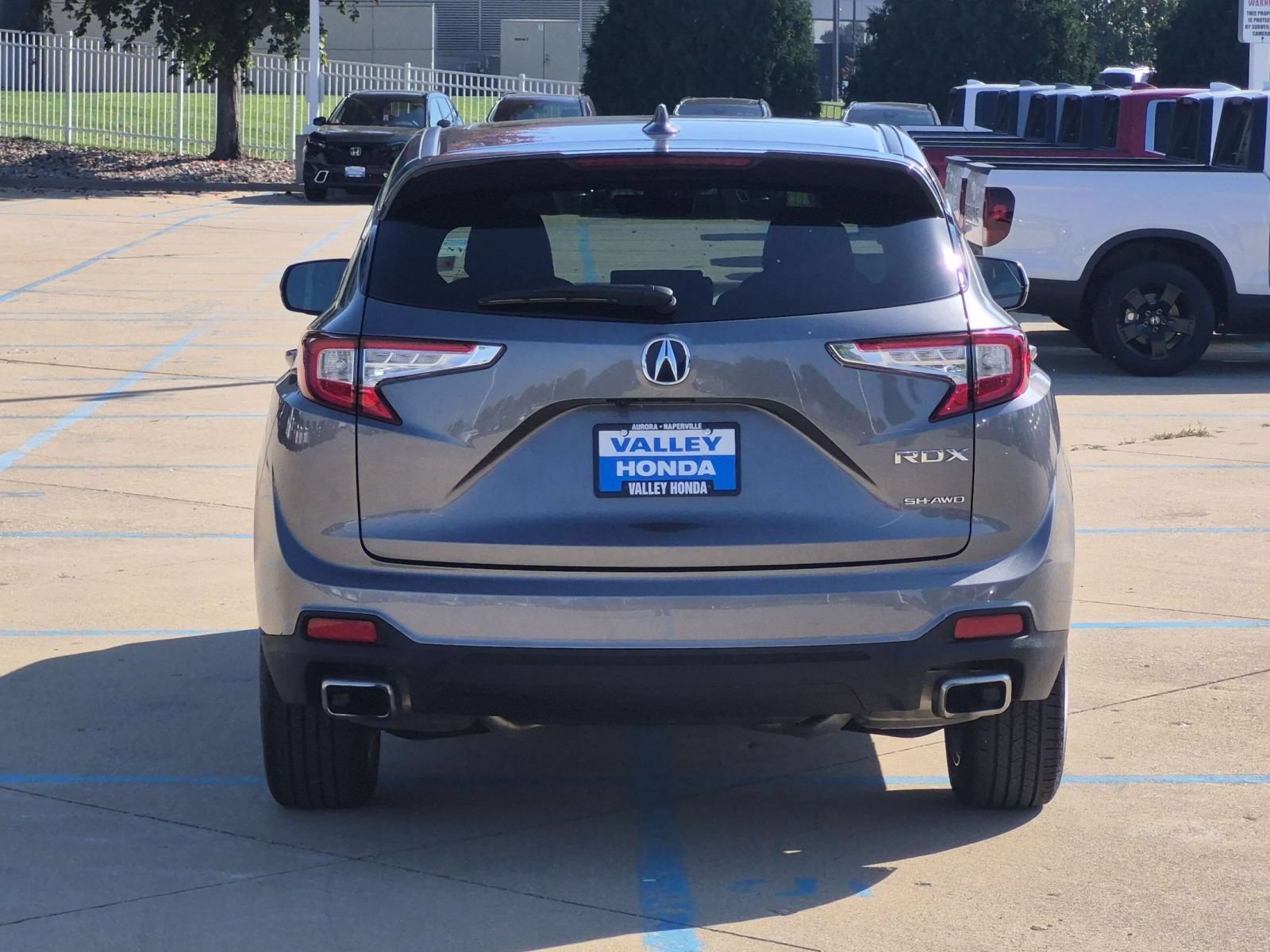 Used 2023 Liquid Carbon Metallic Acura Base SH-AWD image 7