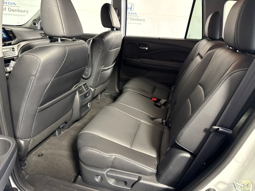 2022 Honda Pilot SE - Photo 13