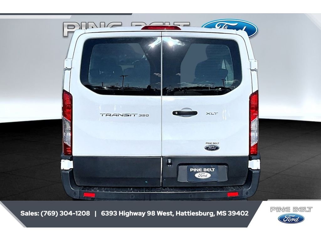 Used 2022 Oxford White Ford XLT image 4