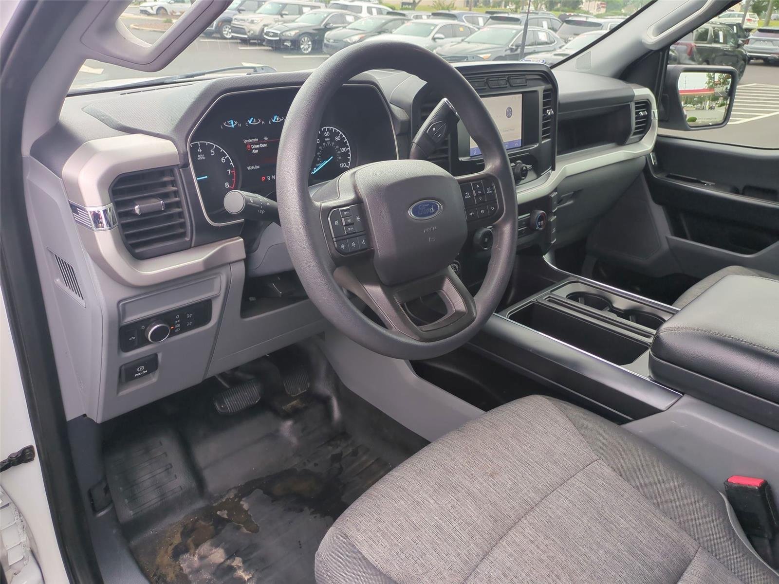 Used 2022 Oxford White Ford XL image 33
