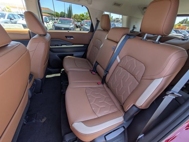 New 2026 Scarlet Ember Tintcoat Nissan Platinum image 25