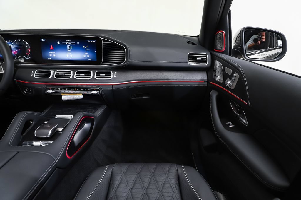 New 2026 Obsidian Black Mercedes-Benz Maybach GLS 600 image 47