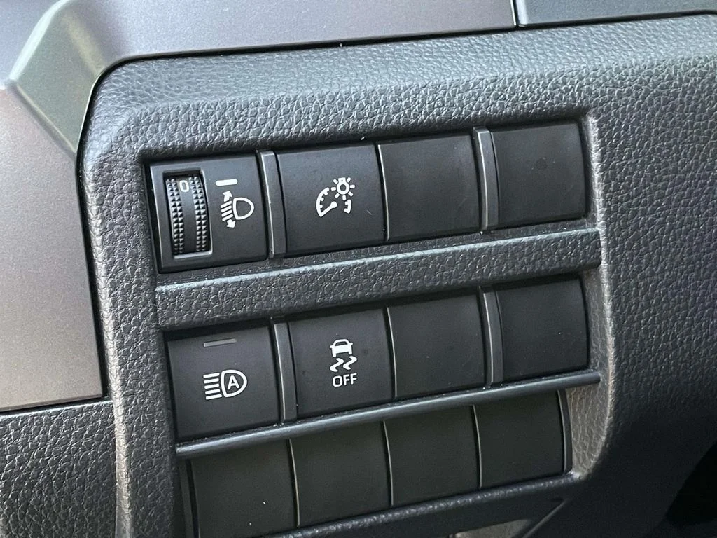 2024 Toyota Tacoma SR5 - Photo 9