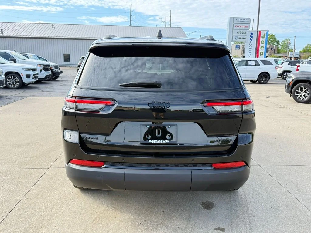 Used 2024 Black Jeep Limited image 6