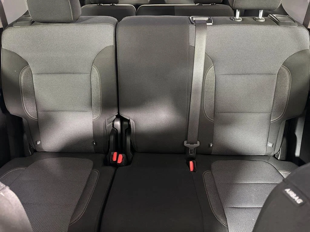 Used 2021 Summit White Chevrolet LS image 16
