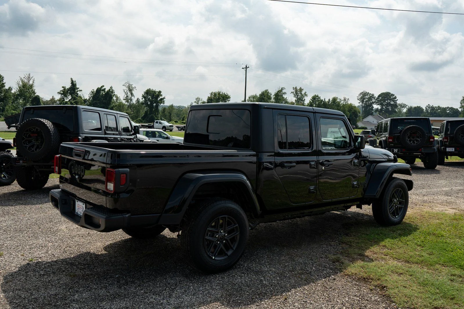 2025 Jeep Gladiator Sport S - Photo 10
