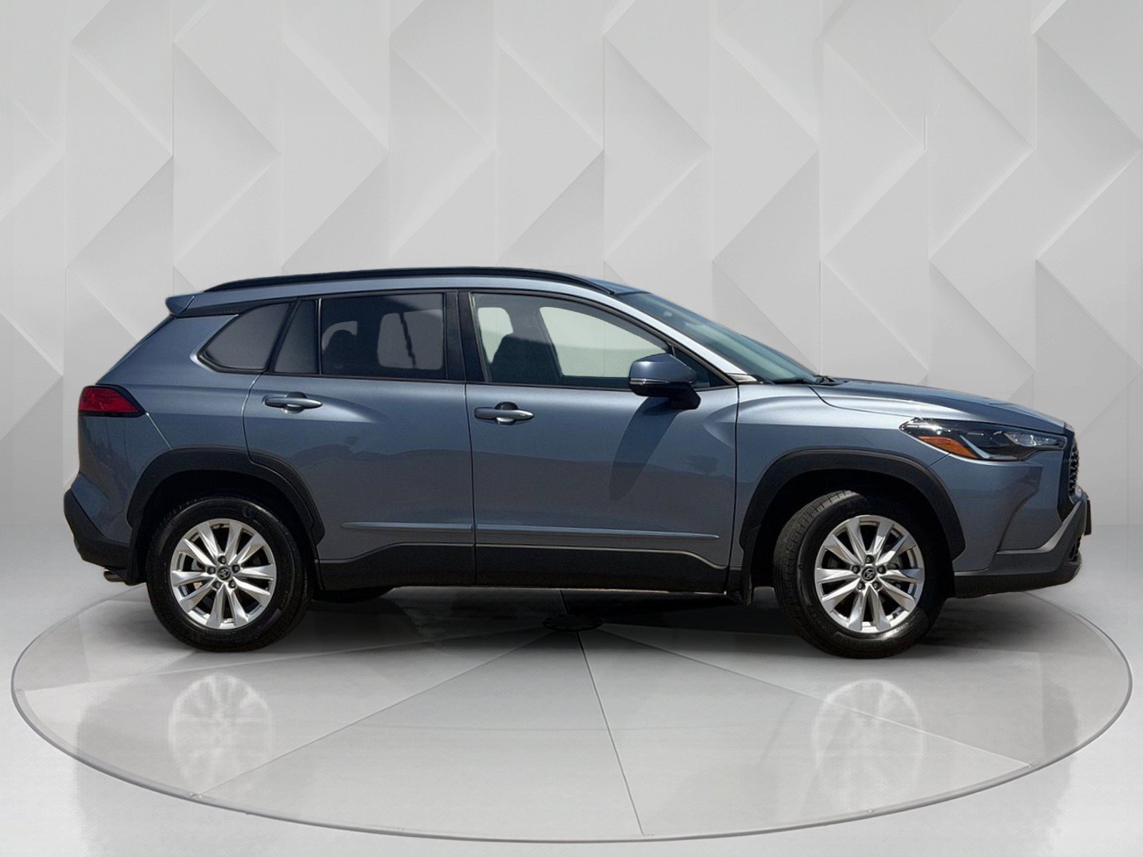 Certified Used 2024 Celestite Toyota LE image 7