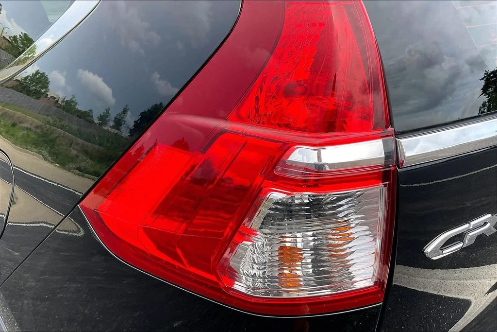 Used 2016  Honda LX image 26