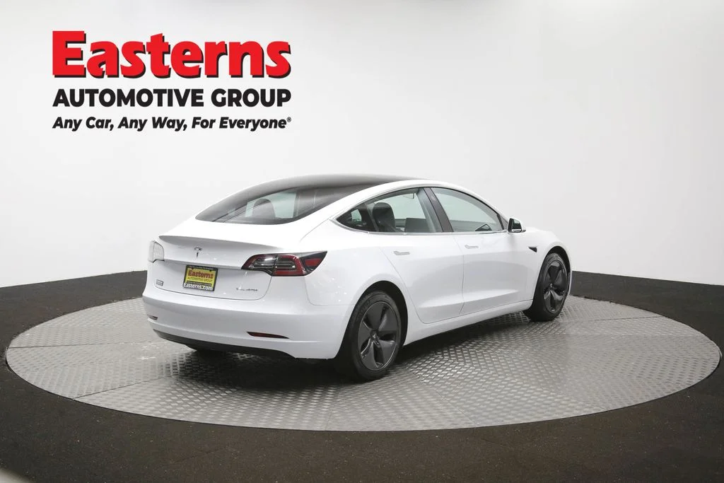 Used 2018 White Tesla Long Range image 33