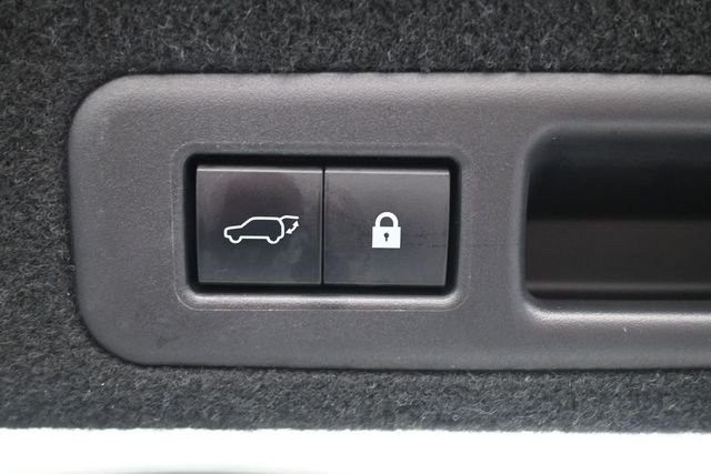 Used 2020 White Lexus 450h F Sport image 27
