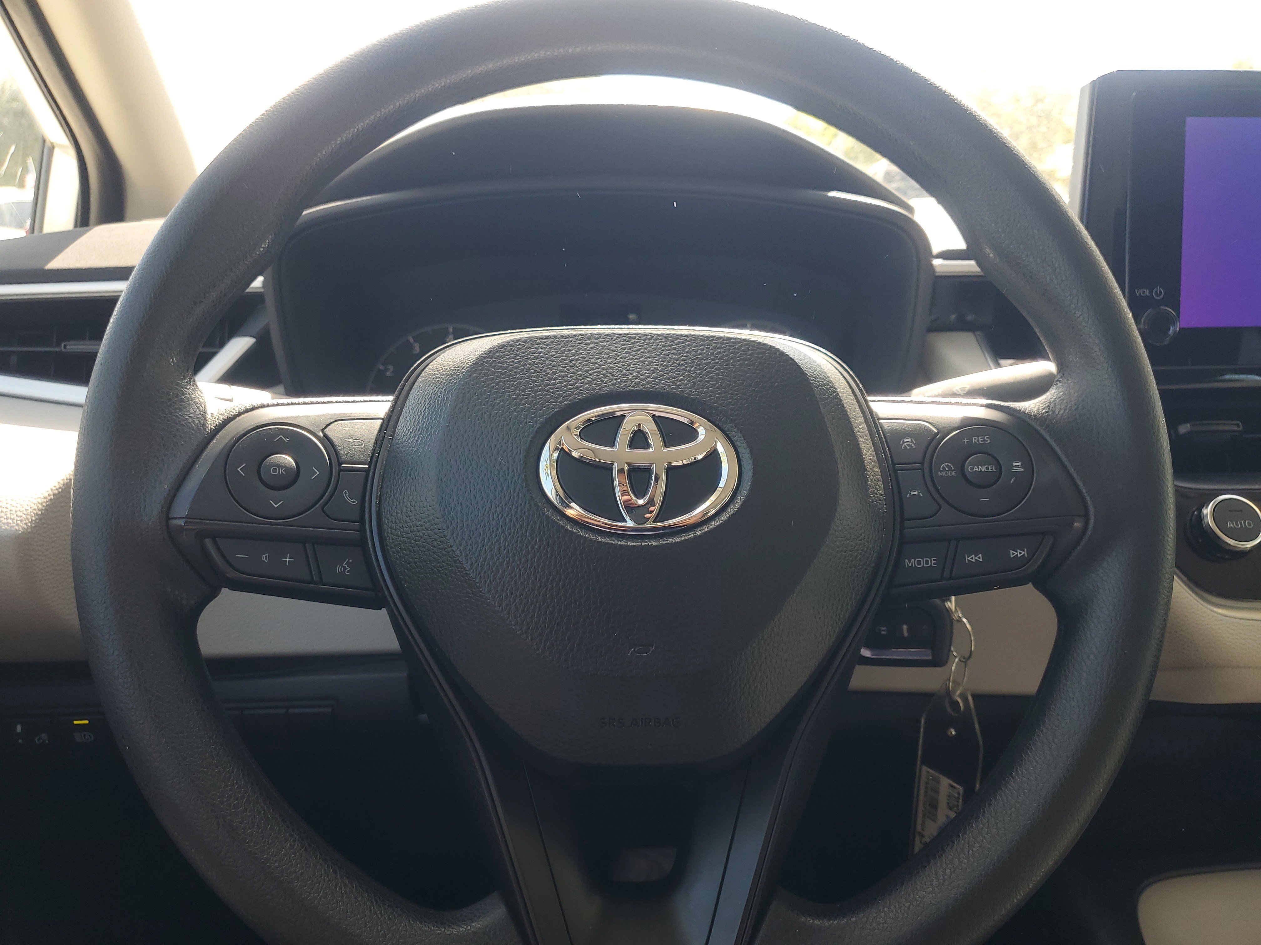 Certified Used 2025 Classic Silver Metallic Toyota LE image 20
